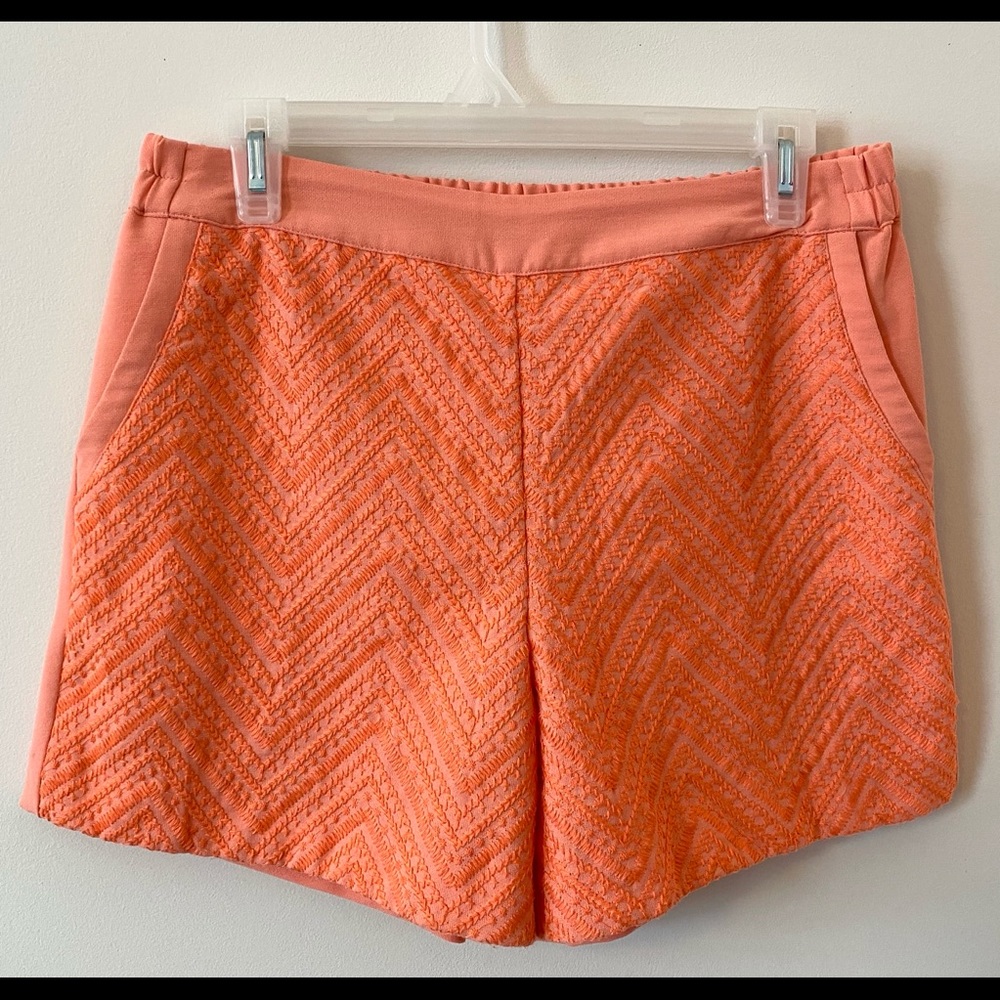 SKIES ARE BLUE Coral Med,Shorts Embroidered Design